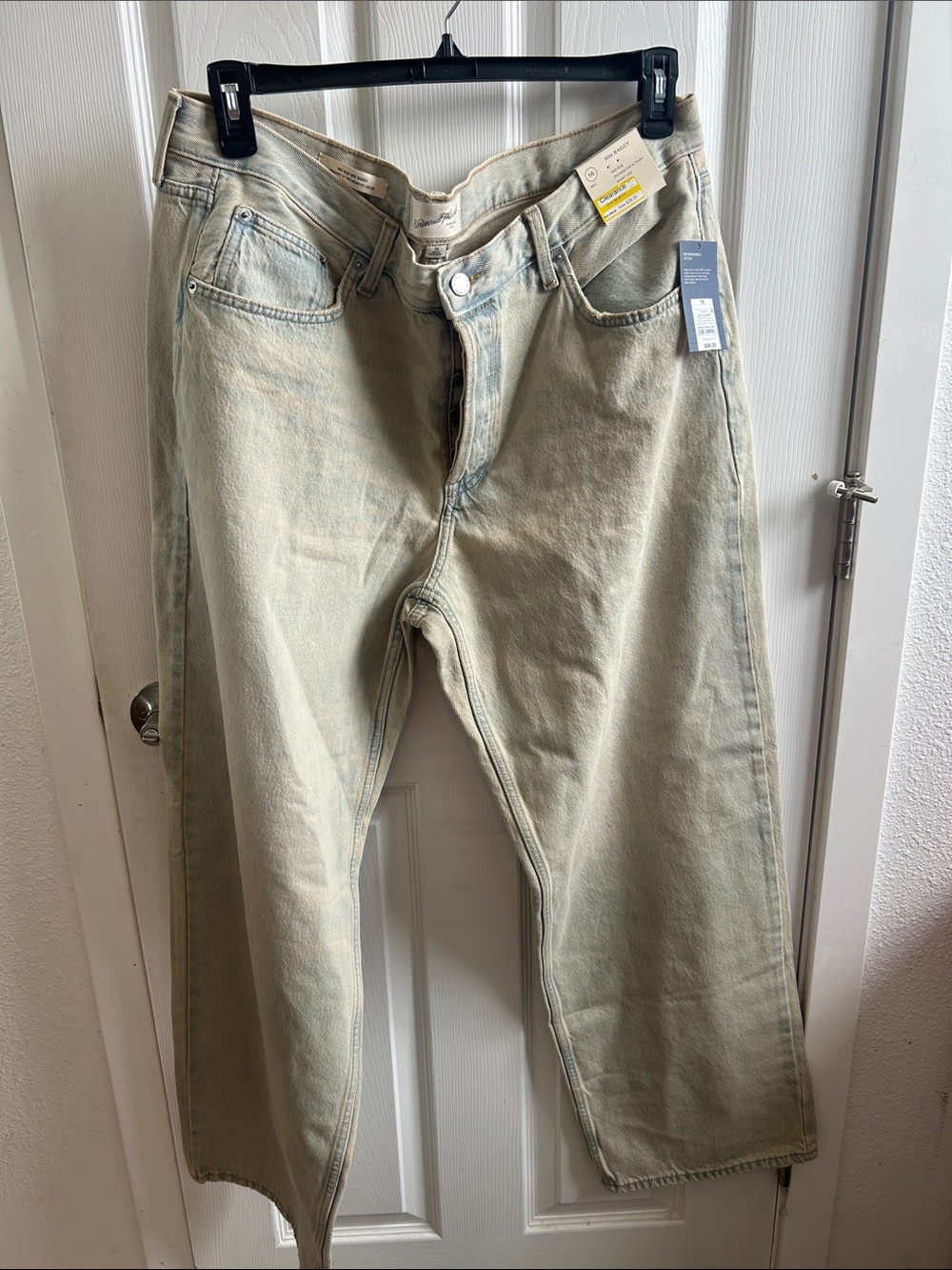 Mid Rise 90s Baggy Size 16 Universal Thread Women’s Light Sage